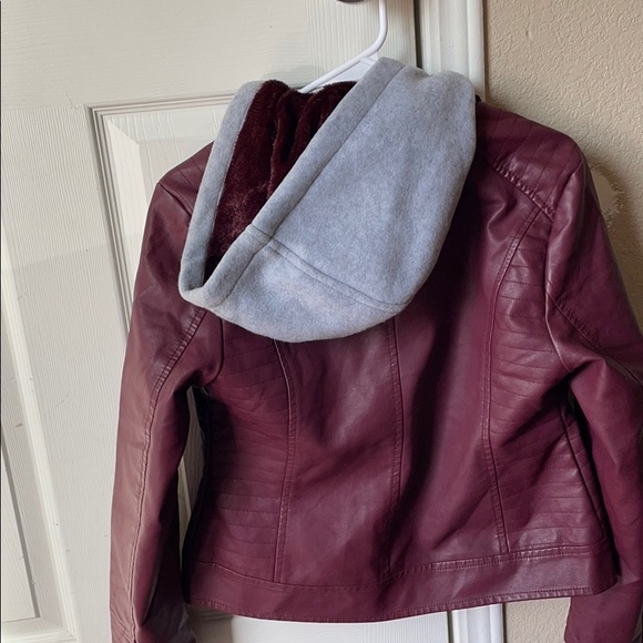 Gorgeous Soft Jacket 🤩 - Picture 4 of 5